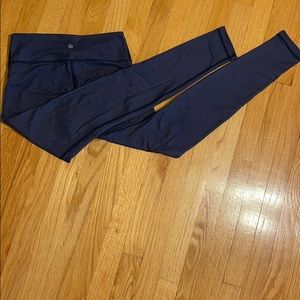 Blue speckled lululemon leggings